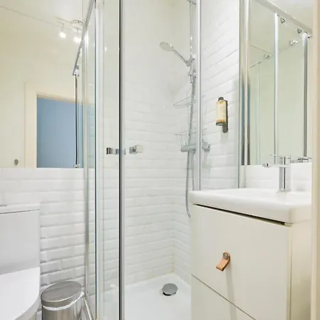 Charming Escape At Sao Jorge Castle Apartman *